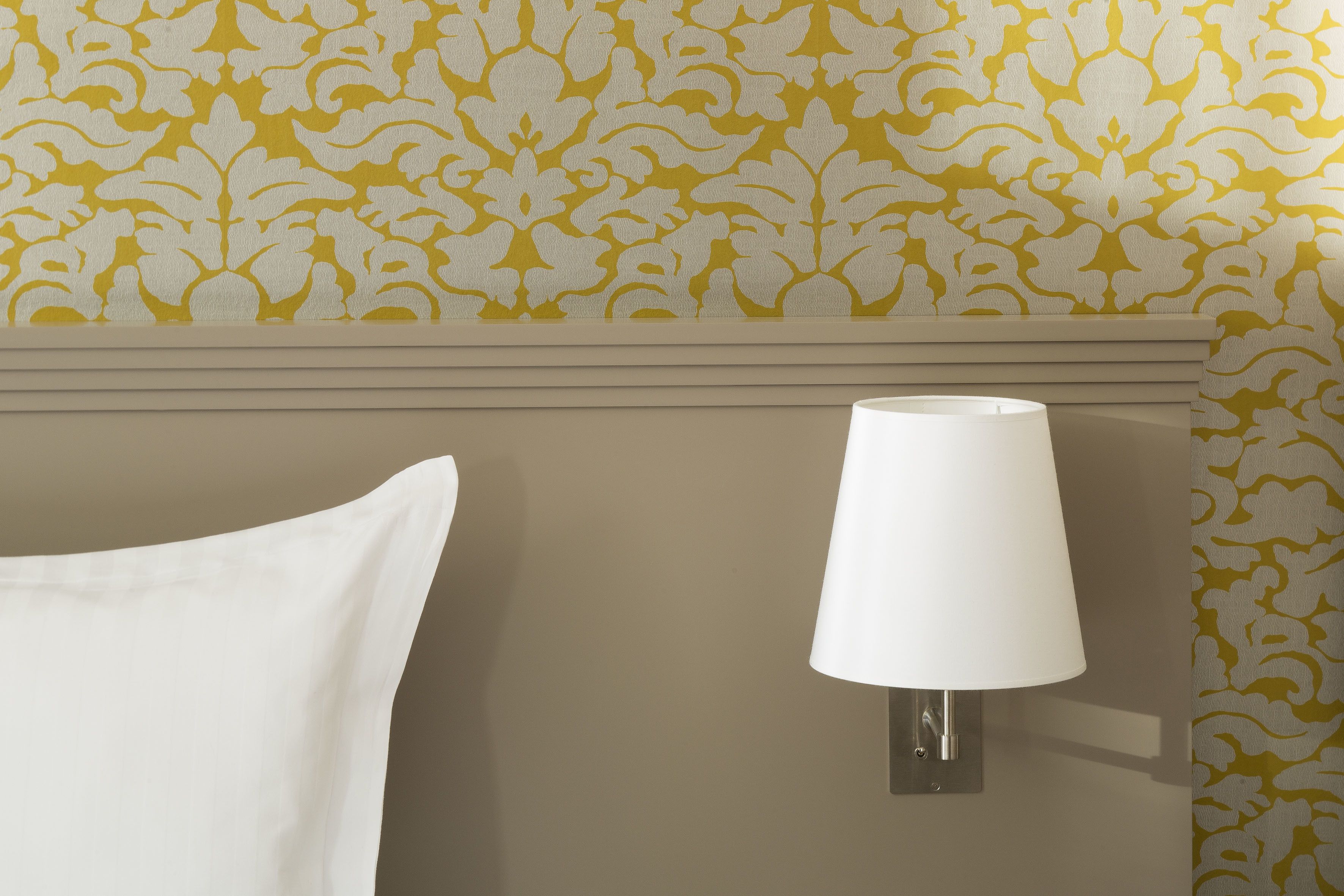 deluxe room | room amenity