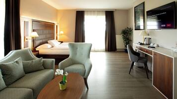 豪華套房 | 低過敏寢具、羽絨被、免費迷你吧、客房內保險箱