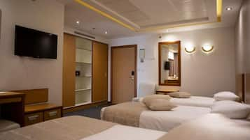 Standard Room | In-room safe, blackout curtains, soundproofing, free WiFi