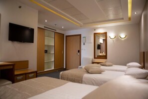 Standard Room | In-room safe, blackout drapes, soundproofing, free WiFi