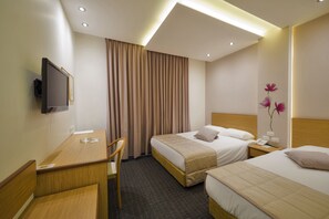 Standard Double or Twin Room | In-room safe, blackout curtains, soundproofing, free WiFi - The Golden Walls Hotel (Jerusalem)