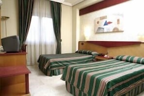 Coffres-forts dans les chambres, bureau, chambres insonorisées