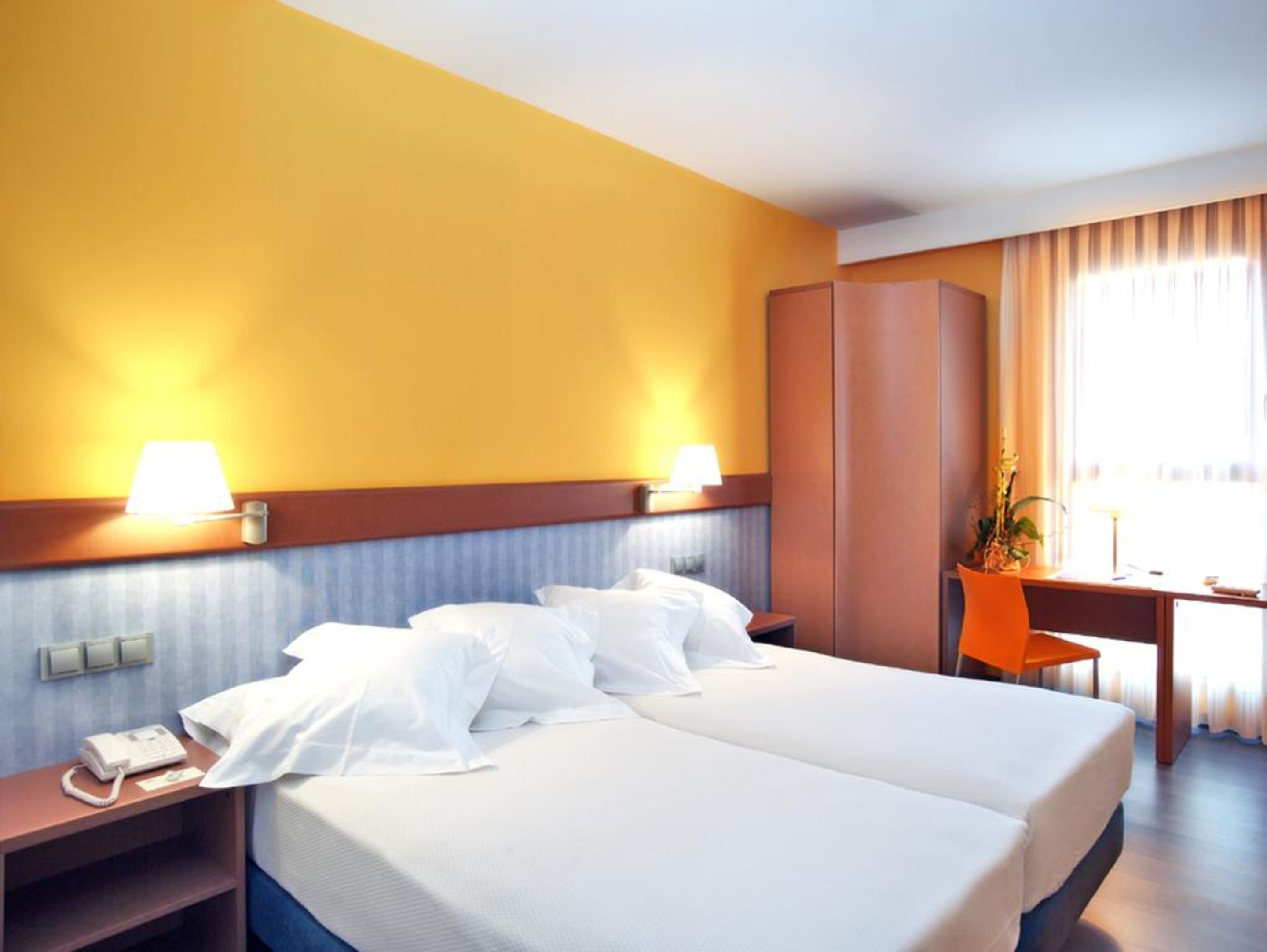 double room | in-room safe, desk, soundproofing, free cots/infant beds