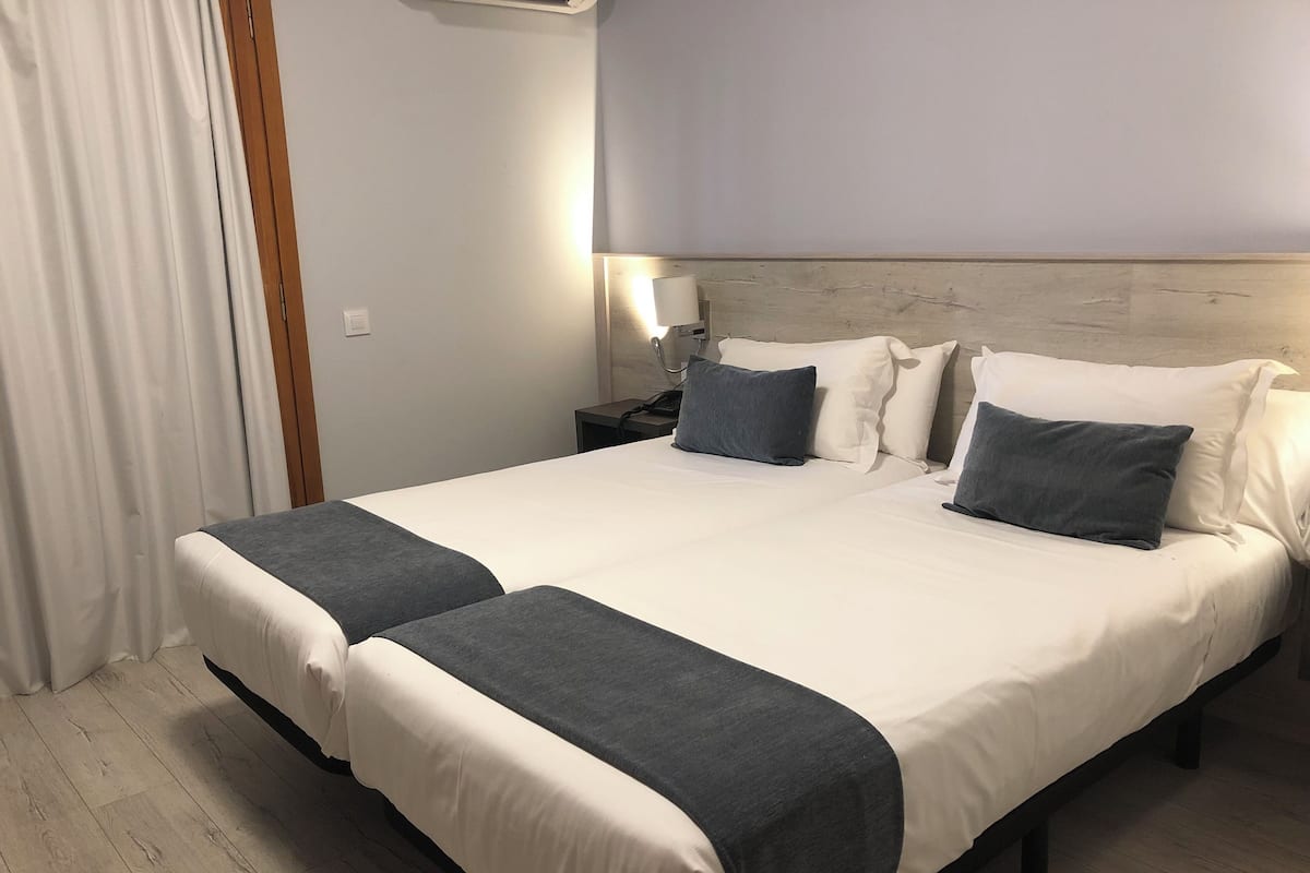 In-room safe, desk, blackout drapes, WiFi (free)