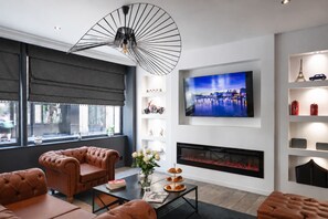 Lobby sitting area - Atelier Montparnasse (Paris)