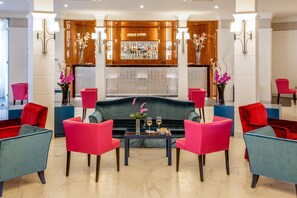 Interior entrance - Hotel Cristoforo Colombo (Rome)