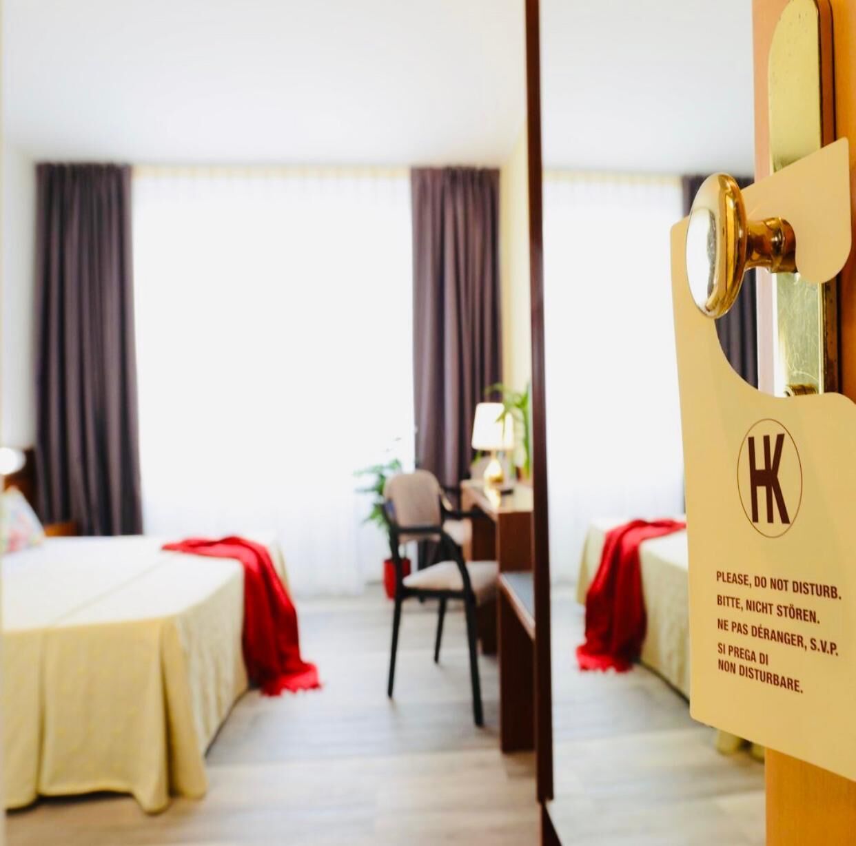 Phòng đôi hoặc 2 giường đơn Tiêu chuẩn | Minibar, két bảo mật tại phòng, bàn, màn/rèm cản sáng 