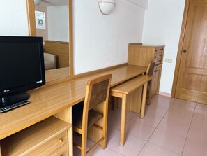 Double Room (Interior)