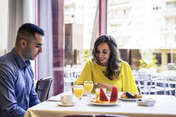 Morgenmadsbuffet på hverdage (16 EUR pr. person)