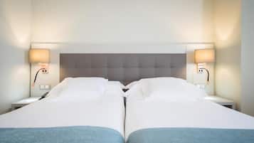 Chambre Standard avec lits jumeaux | Minibar, chambres insonorisées, Wi-Fi gratuit, draps fournis