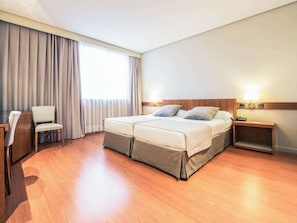 Habitación Standard con 2 camas | Minibar, skrivbord, ljudisolering och gratis wi-fi