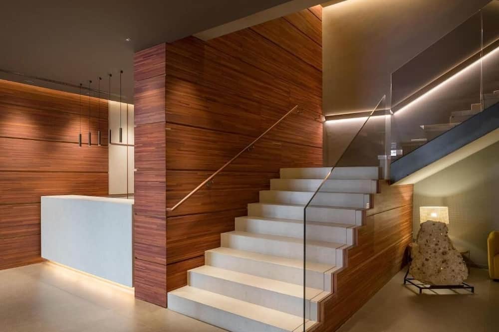 Hotel Carlton Rioja