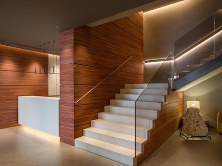 Interior. Hotel Carlton Rioja