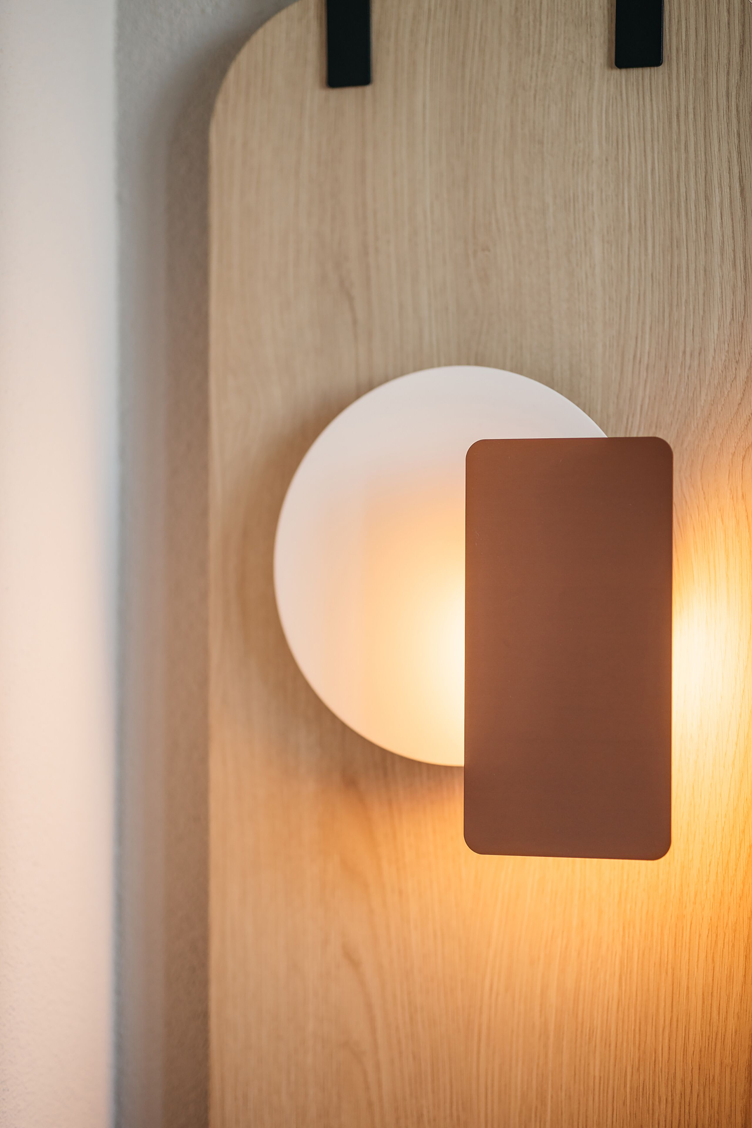 in-room safe, desk, laptop workspace, blackout curtains