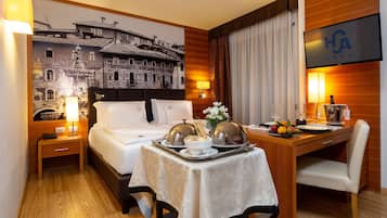 Suite, 1 King Bed with Sofa bed (with Sofabed) with access to the spa | 餐廳
