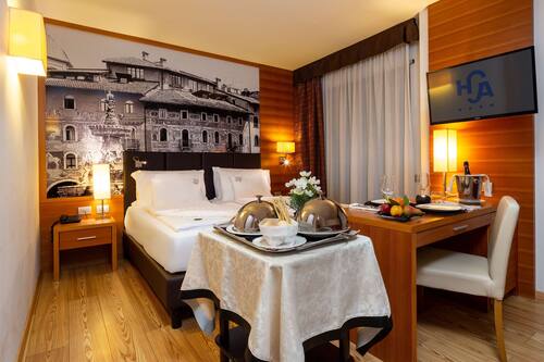 Suite, 1 letto king con divano letto (Spa access) | Sala da pranzo