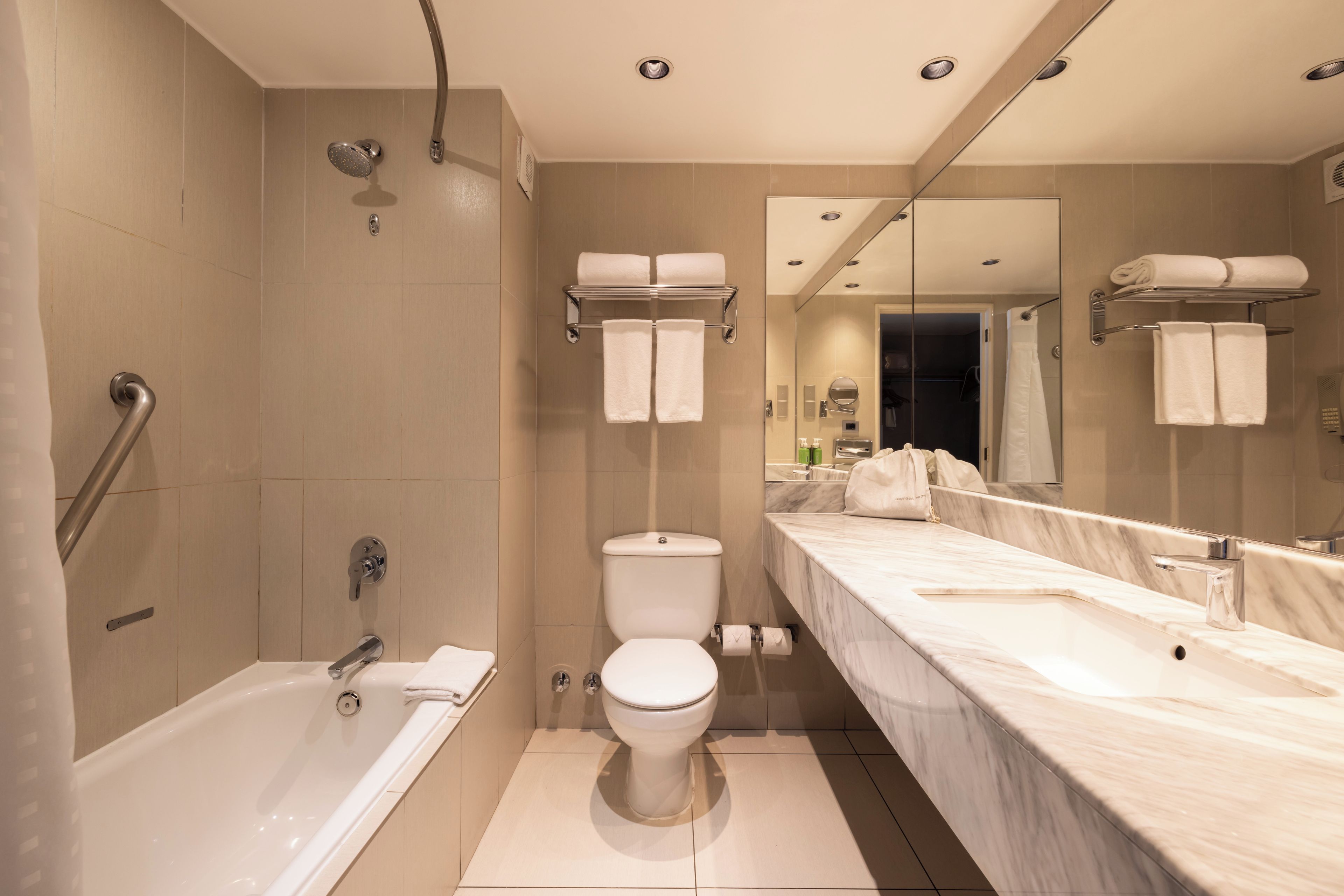 Photo - Holiday Inn Express   Antofagasta, An Ihg