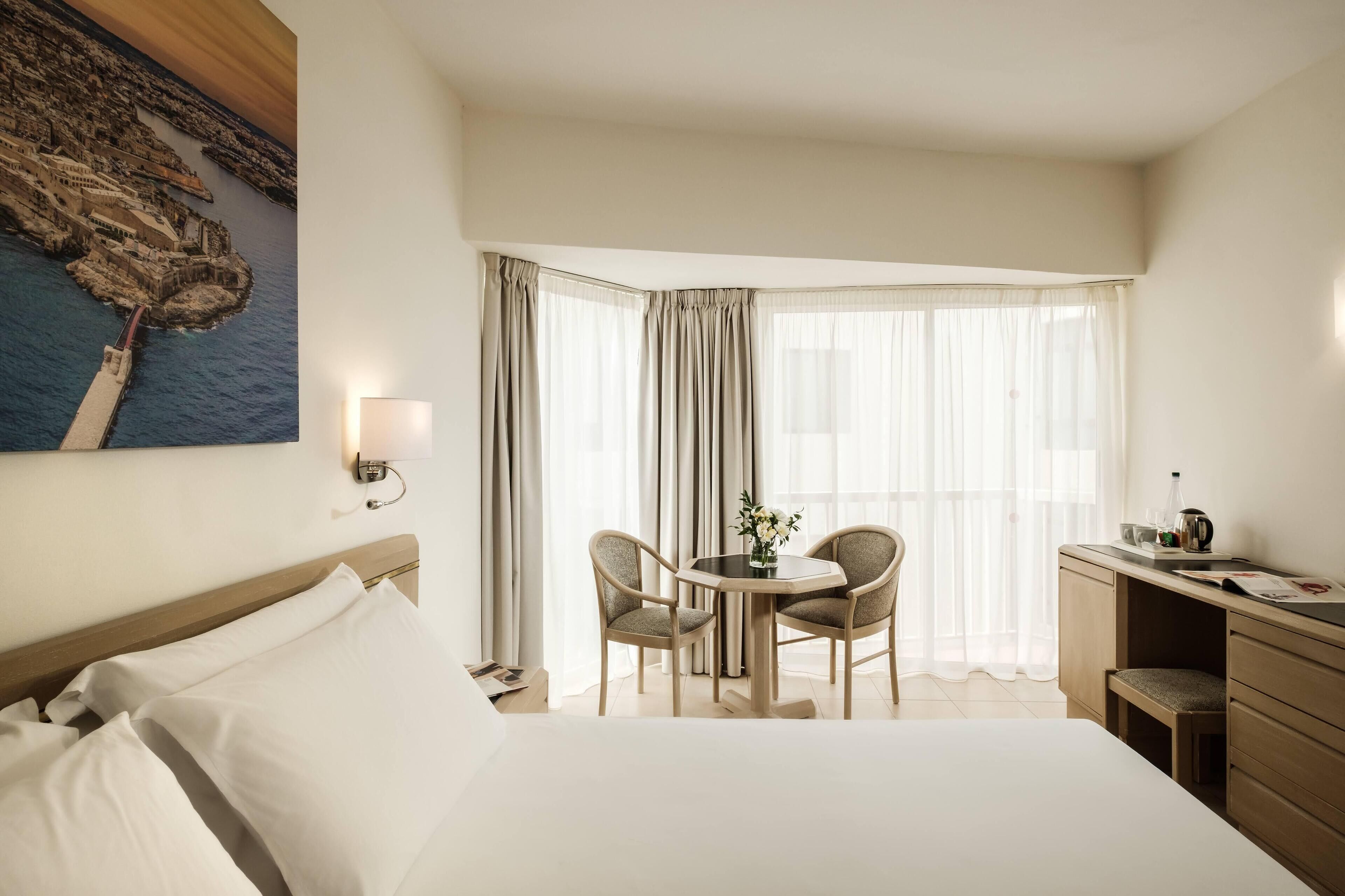 Photo - The Diplomat Hotel