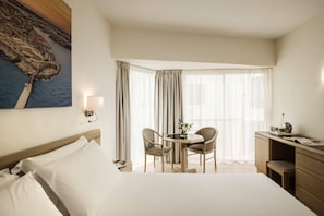 Standard Double or Twin Room | Premium bedding, minibar, in-room safe, desk - Diplomat Hotel (Sliema)