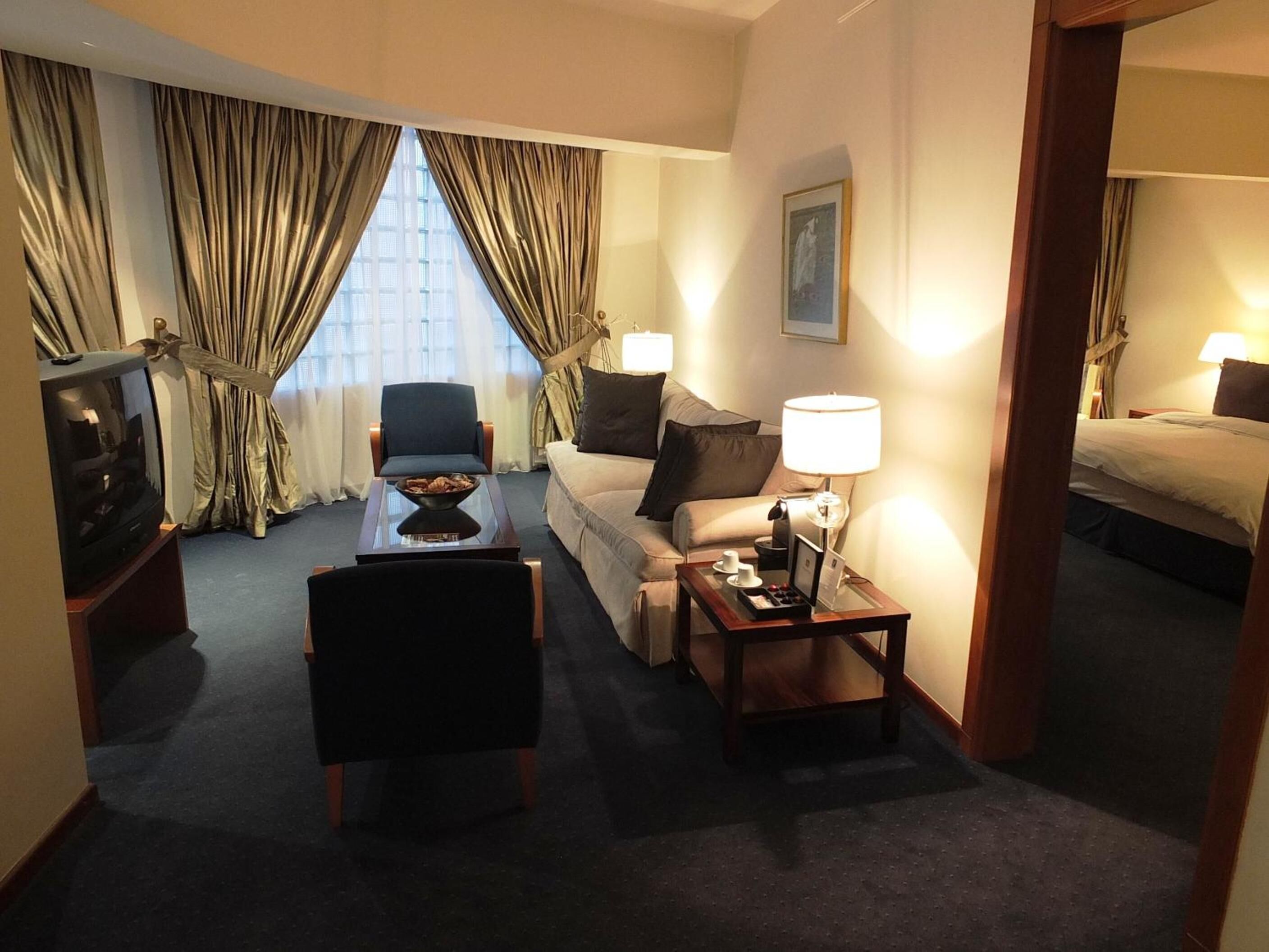 Photo - Plaza Hotel Beirut