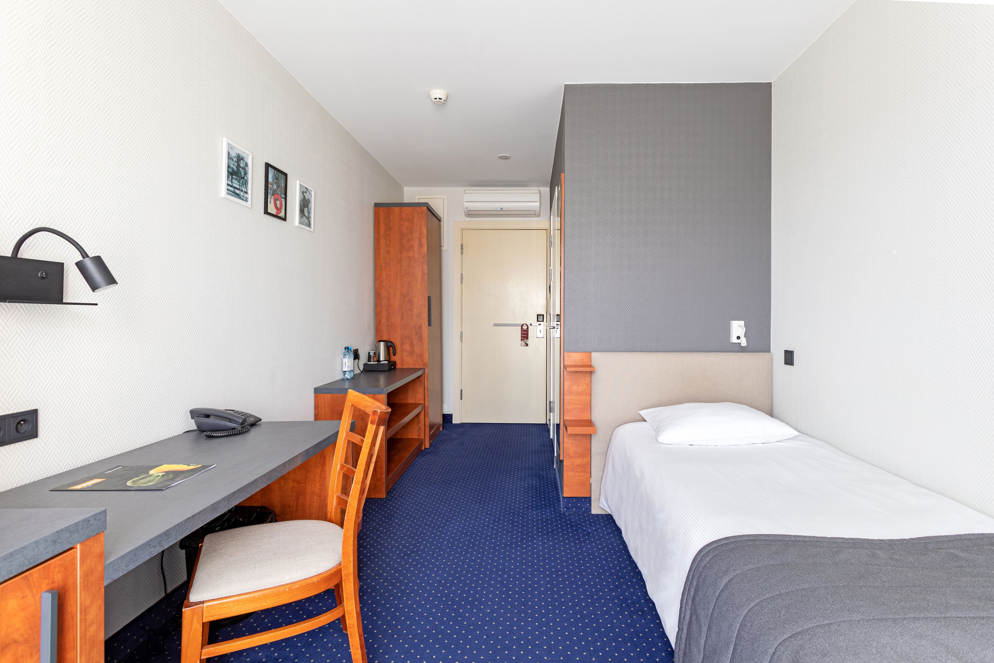 single room | 1 bedroom, desk, laptop workspace, free wifi