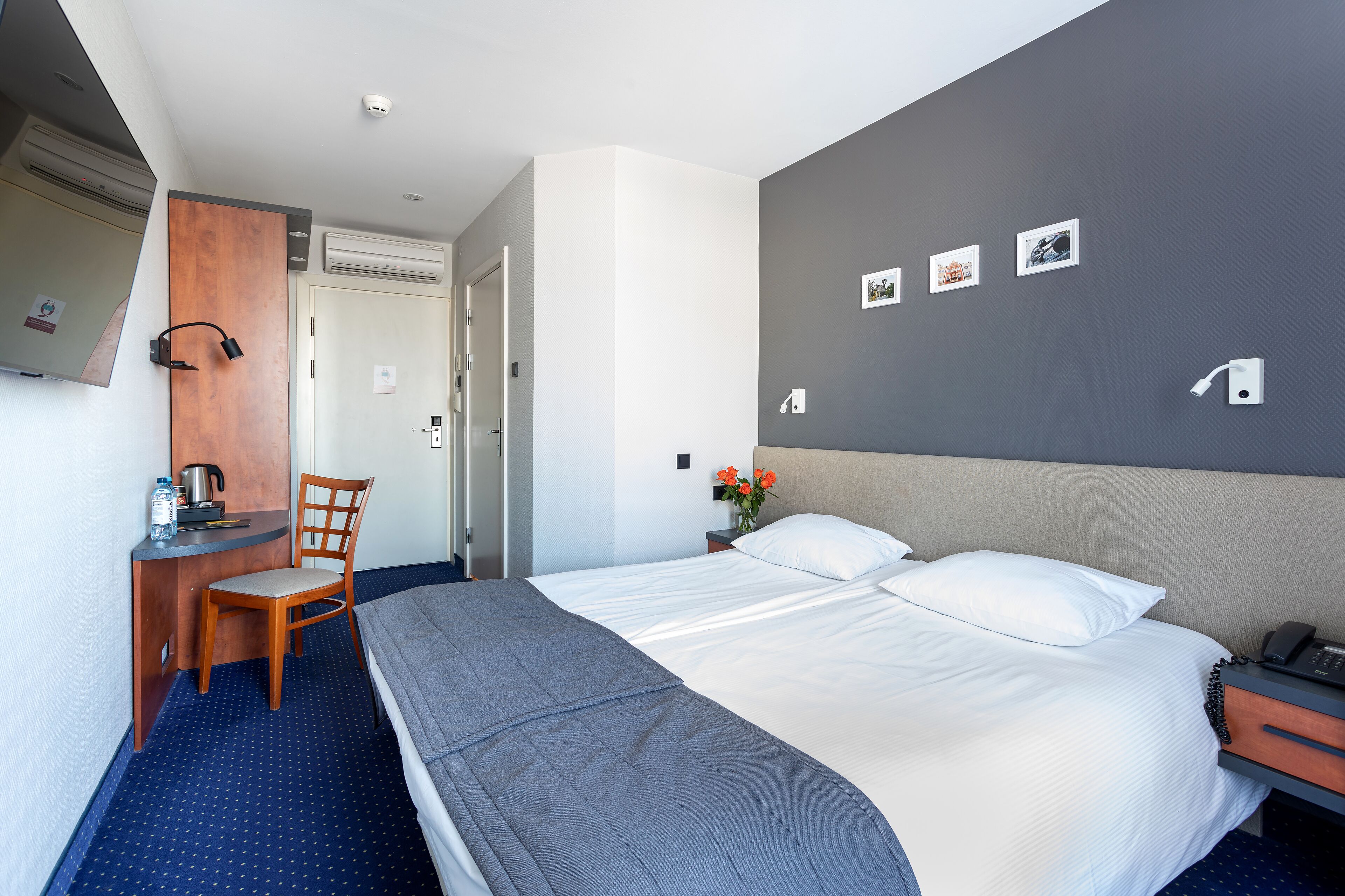 double room | 1 bedroom, desk, laptop workspace, free wifi