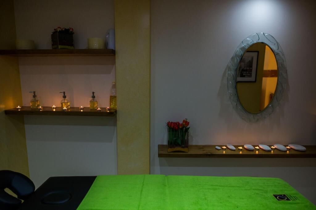 Kroppsbehandlinger, kroppsskrubb og ansiktsbehandlinger