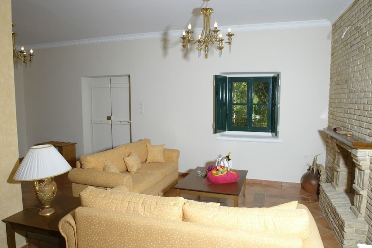 Junior Suite | Living room | LCD TV