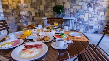 Daily buffet breakfast (EUR 10 per person)
