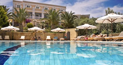 Crithoni's Paradise Hotel