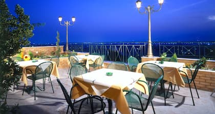 Oscar Hotel