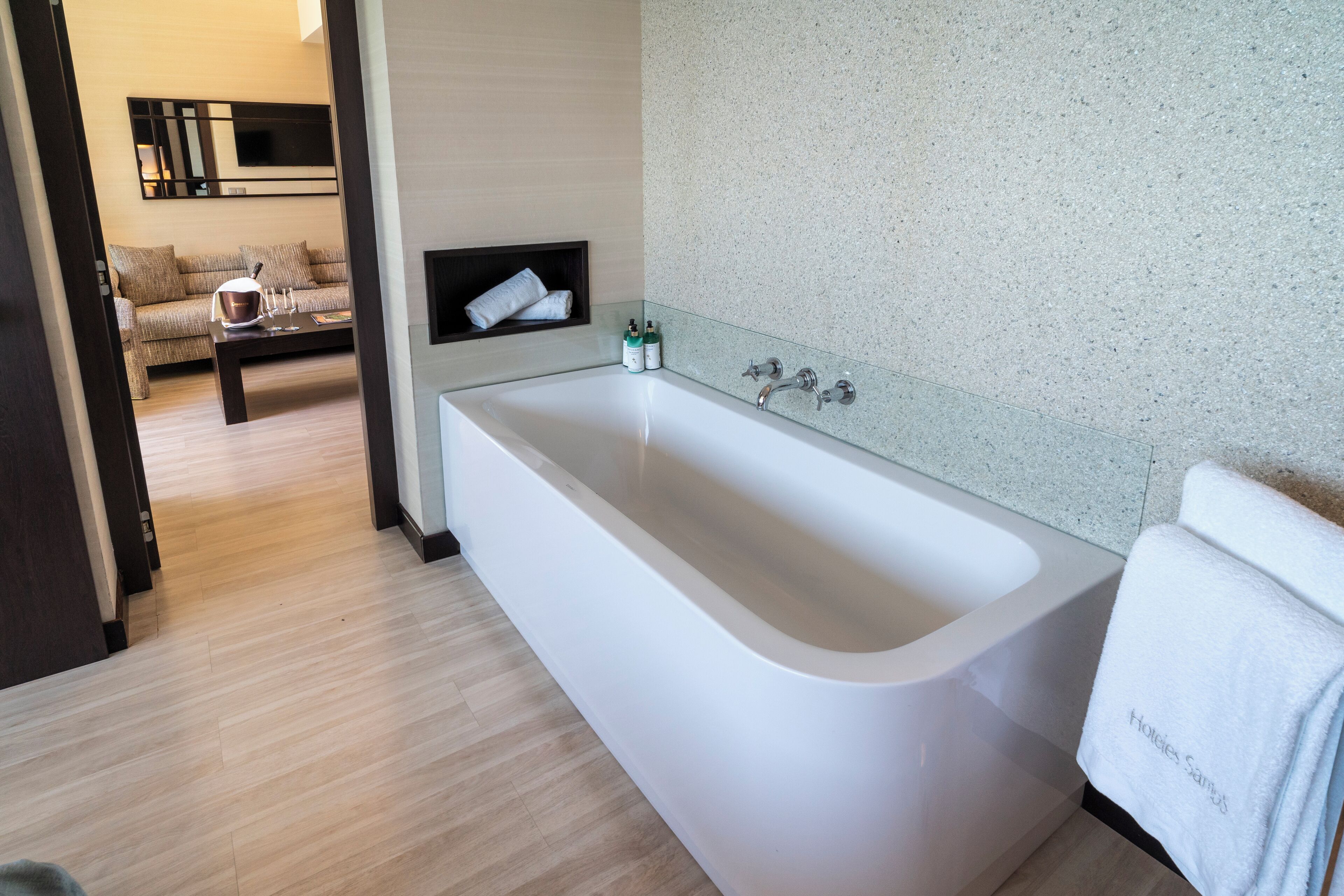 penthouse suite | 1 bedroom, premium bedding, down duvets, minibar