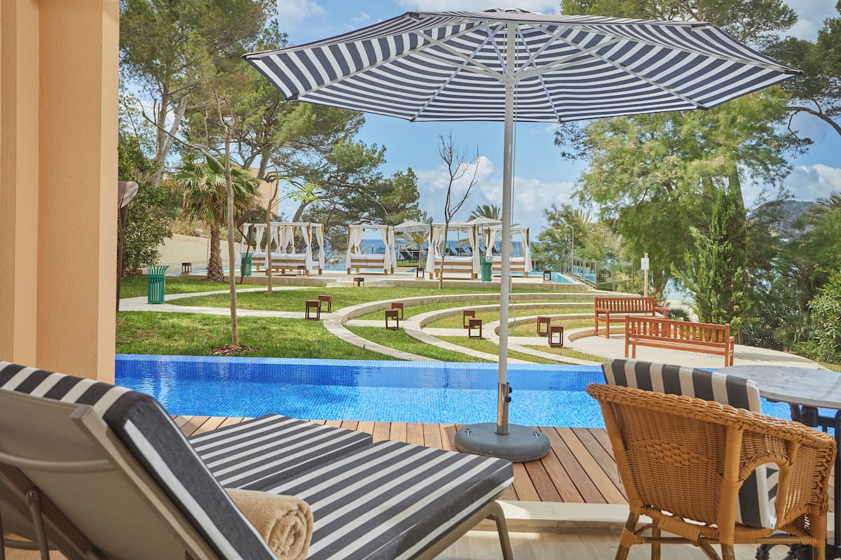 Junior Suite, Private Pool, Sea View (Terrace, Preferred Club) | Garden view