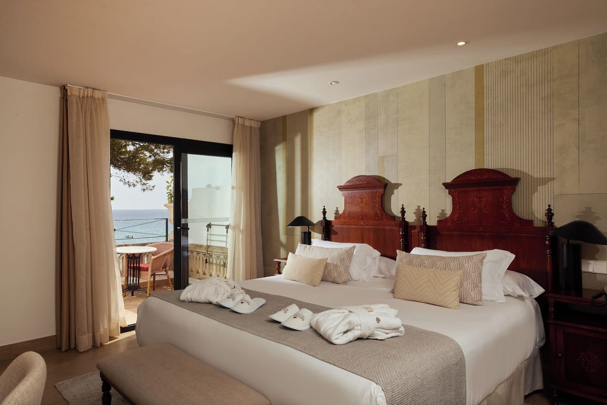 Grand Suite, Terrace, Sea View (Preferred Club) | 1 bedroom, memory foam beds, in-room safe, desk