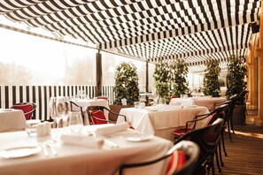 5 restaurants; breakfast, lunch, and dinner served - Secrets Mallorca Villamil Resort & Spa - Adults Only (Calvia)