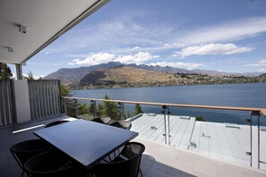 Penthouse Exécutif, 2 chambres, vue lac | Vue de la chambre