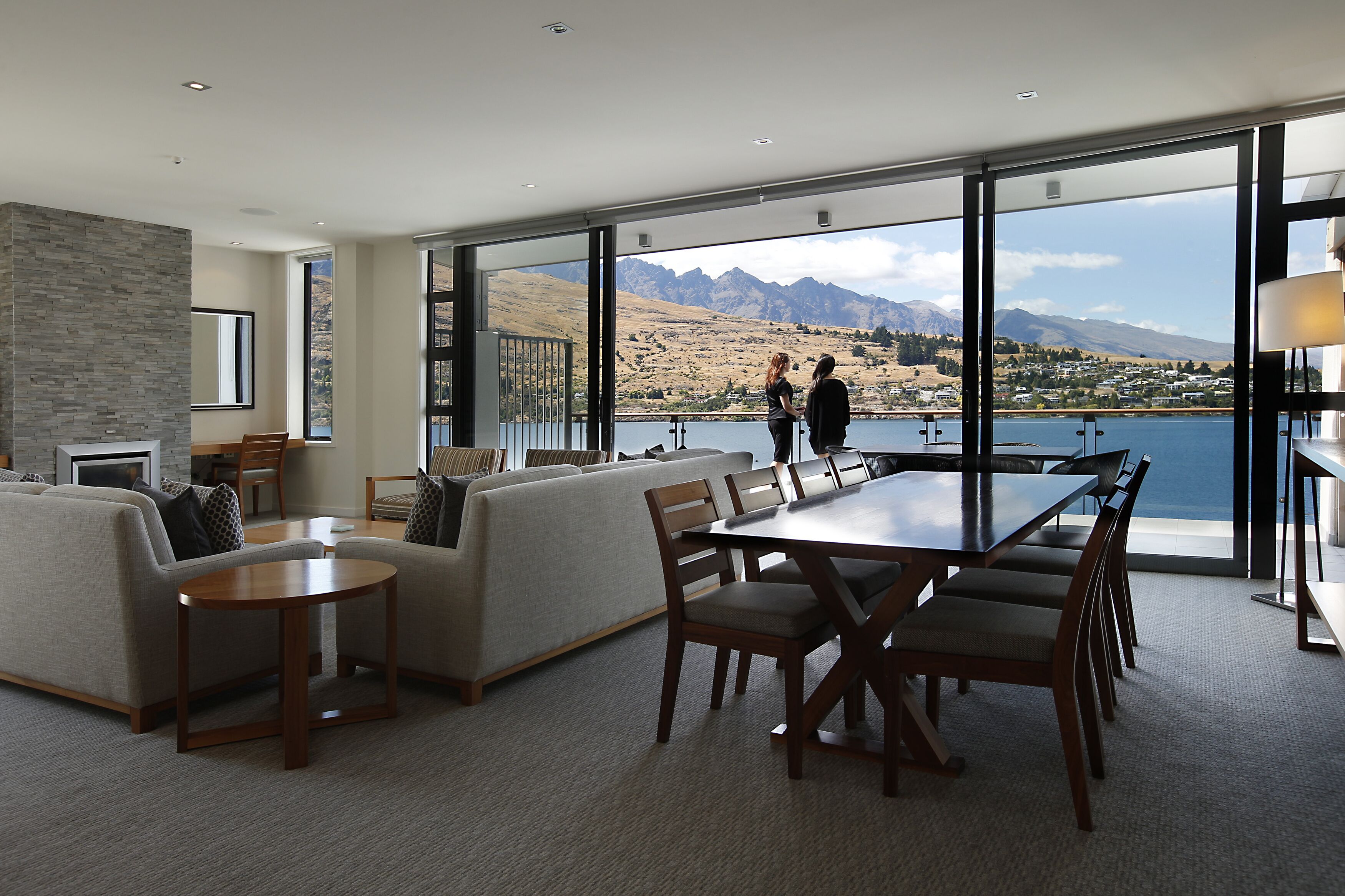 Foto - The Rees Hotel, Luxury Apartments & Lakeside Residences