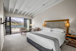 Apartment, 3 Schlafzimmer, Seeblick | Hochwertige Bettwaren, Minibar, Zimmersafe, individuell dekoriert