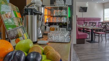 Daily buffet breakfast (EUR 14.9 per person)