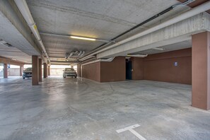 Self-parking (surcharge) 5 per day