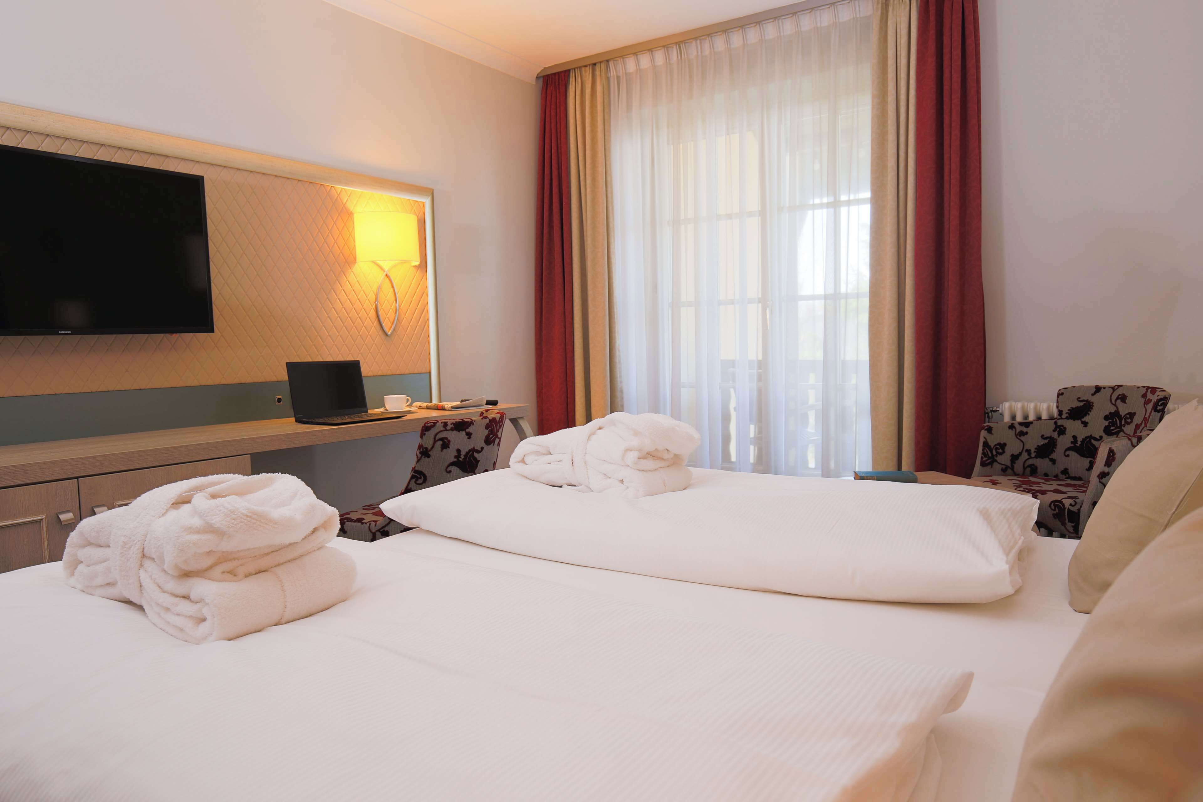 hypo-allergenic bedding, minibar, in-room safe, desk