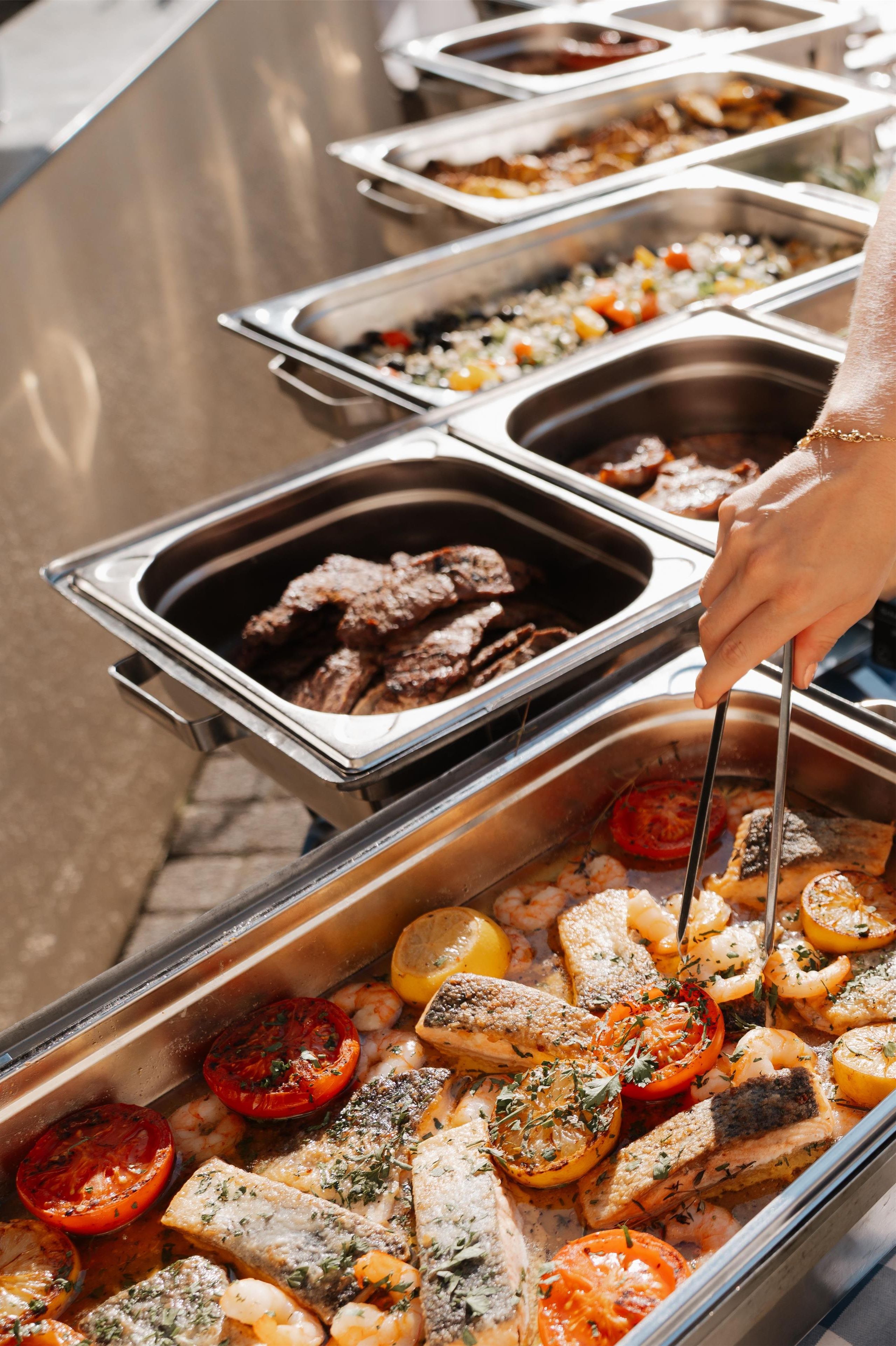 Alimentos y bebidas