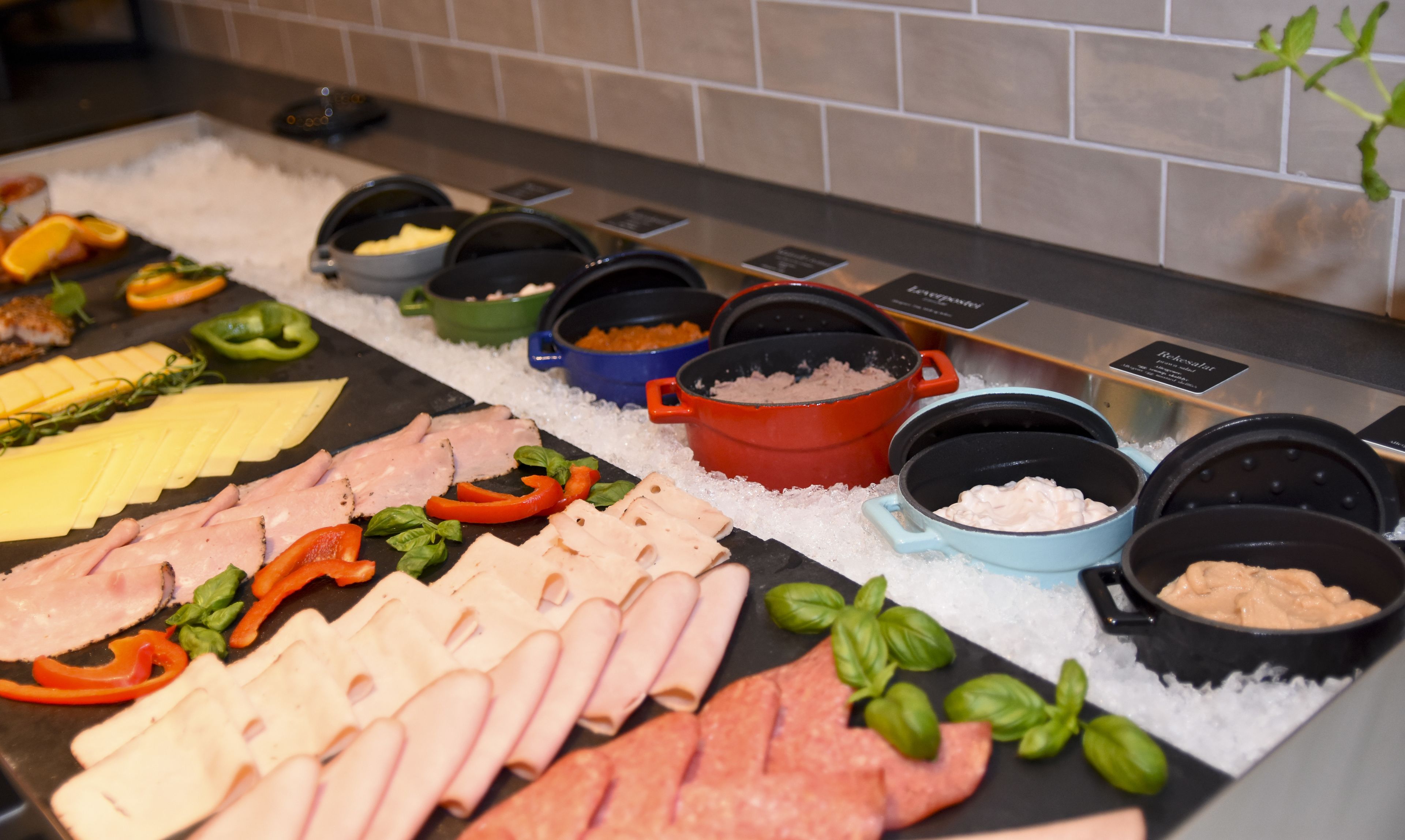 Déjeuner à emporter gratuit tous les jours