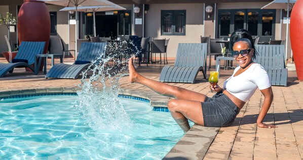 Outdoor pool, sun loungers
