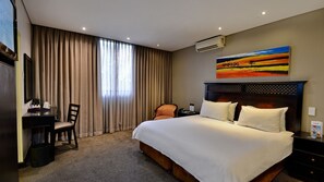 Standard Room | 1 bedroom, premium bedding, Select Comfort beds, minibar