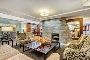 Lobby-Lounge