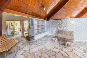 Sauna, Dampfbad, Körperbehandlungen, Warmsteinmassagen, Körperpeelings
