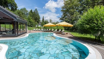 Indoor pool, outdoor pool