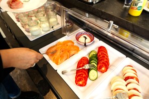 Petit-déjeuner buffet