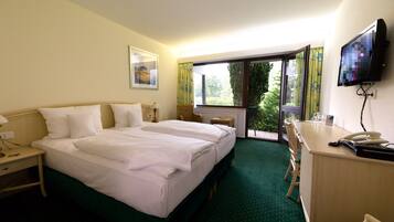 Habitació doble clàssica, balcó | Decoració individual i escriptori